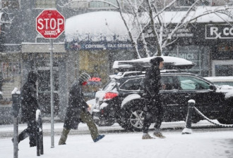 今天大雪很厚？星期一多伦多继续降雪