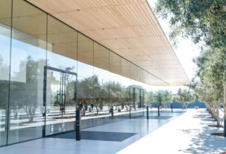对话苹果副总裁：Apple Store 将变身城市广场
