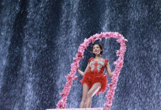 林志玲睽违8年豋春晚 “水上芭蕾”难度破表！