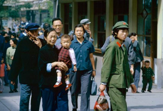 政治之外：1973年中国百姓的日常生活