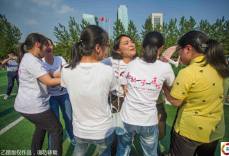 合肥一中高考生拍超级毕业照:2200人同框