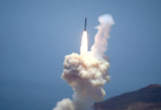 朝鲜射导弹两天后 美国成功测试导弹防御系统！