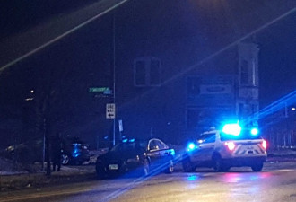芝加哥一起枪案2死5伤 枪手在行驶车中扫射酒吧