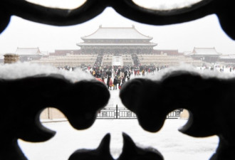 铅华洗尽之后，一场华丽春雪惊艳了整座北京城