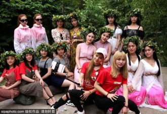 罕见大撞脸!130对双胞胎同框合影傻傻分不清