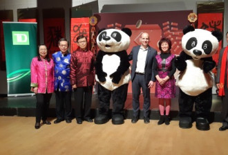 多伦多动物园赠送吉祥物大熊猫助庆新春