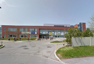 多伦多一中学被涂满花生酱 学校已关闭