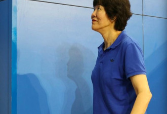 心疼郎平将接受第12次手术 仍心系女排不放工作
