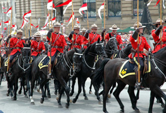 加拿大国会山国庆典礼 将加强防范恐袭