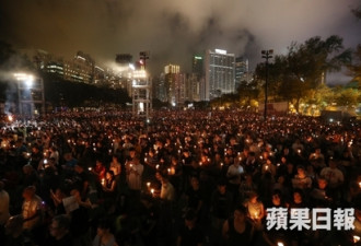 六四28周年 香港悼念人潮挤爆维园