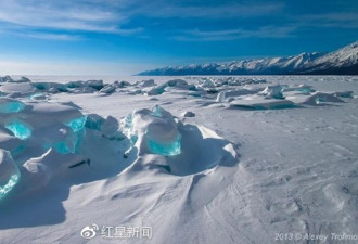 一首歌让中国人蜂拥而至 拖行李箱冰面行走