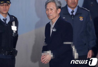 韩国前防长金宽镇获刑2年半 曾强推萨德入韩