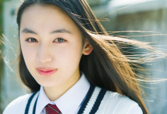 15岁的清纯美少女，因为美丽而轰动了全日本