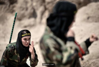 四千名美丽的伊朗女孩,渴望成为真正的“忍者”