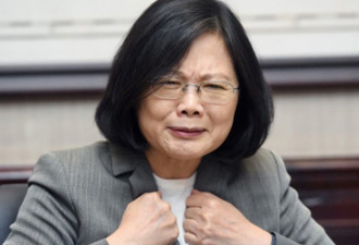 绿媒编辑忘换账号 留言骂蔡英文丢台湾人的脸