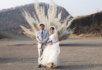 日本夫妇的婚纱照还能这样拍