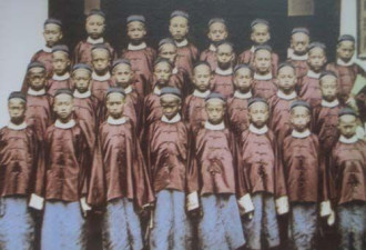 中国第一批120留学生 只有2人拒绝回国