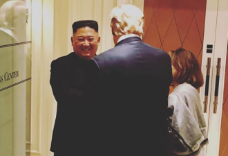 白宫发布&quot;金特会&quot;上朝美领导人握手告别照片