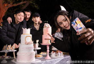网曝杨幂秘密回港看小糯米 打扮低调，独自出行
