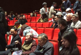 43岁翁帆与97岁杨振宁近照曝光 越来越年轻