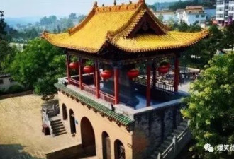 他深受康熙器重 冒杀头风险在老家盖“故宫”