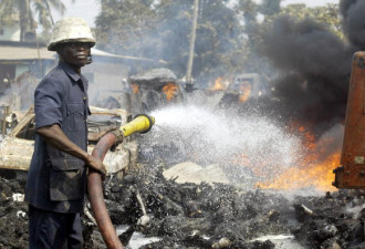 尼日利亚油管大爆炸 逾50人失踪
