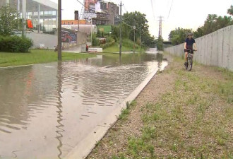 多伦多豪雨多处淹水GO火车改道 当局发警告
