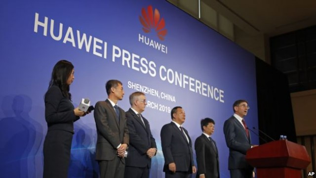 华为公司2019年3月7日在深圳召集新闻发布会宣布起诉美国(美联社)