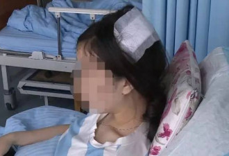 11楼掉下90厘米长刀20岁女孩当即倒地不省人事