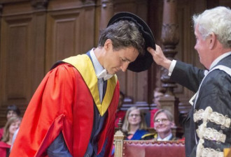 加拿大总理杜鲁多获爱丁堡大学荣誉博士学位