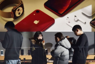 中国人对iPhone兴趣大减：在百度搜索量降一半