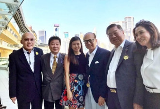 李嘉诚23岁的长孙女已上线！原来单身的豪门…