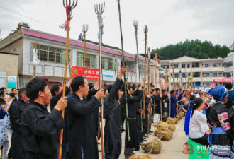 中国人的一天:苗族杀鱼节 一场充满野趣的狂欢