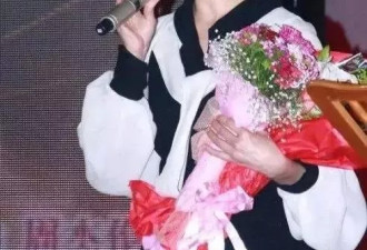 宋祖英老到无人识女神形象破灭，老公身份曝光