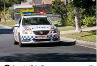 澳大利亚男子驾车撞清真寺被捕 面临多项控罪