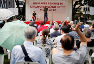 新加坡爆发罕见抗议 要求独立调查李显龙