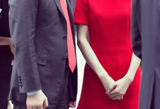奶茶妹妹穿红裙身材窈窕 与加拿大总督握手