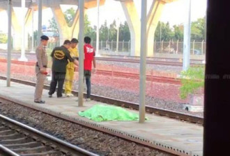 泰国女子大胆跳下火车，不料身体被撞成两半！
