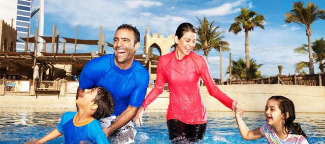 “Dress code swimming T shirt”的图片搜索结果
