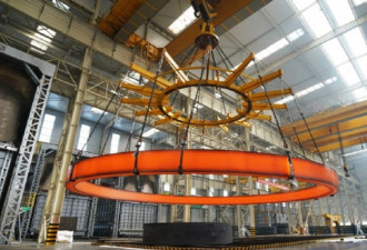 直径15.6米 核电站上的巨型环是怎么造出来的？