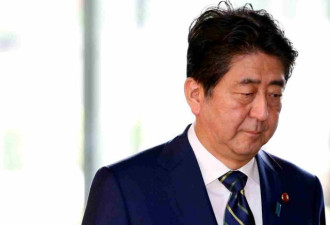 安倍内阁再曝丑闻 军队高官擅离职守