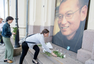 刘晓波之死 CNN揭中国媒体反常一幕