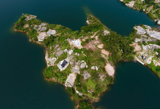 福州沿海大量豪华活人墓被曝光 部分占地100㎡