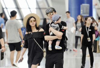 陈晓陈妍希带儿子现身机场 一家三口超幸福
