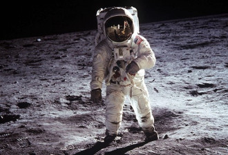 6次登月 宇航员在月球扔了96包屎 现在想捡回来