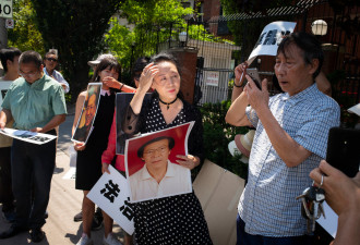 裸照流言与内讧：中国海外异见人士遭抹黑攻击