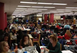 亚裔留学生图书馆学到晕厥！18岁学生熬夜猝死