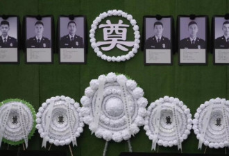 习近平敬献花圈 王勇专程前往悼念30名扑火烈士
