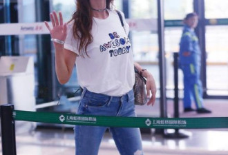 林志玲因这一细节被吐槽，是真优雅还是作？