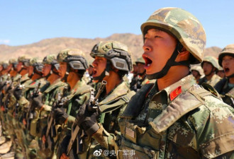 新疆某地多兵种联合演练 六位一体歼灭暴恐分子